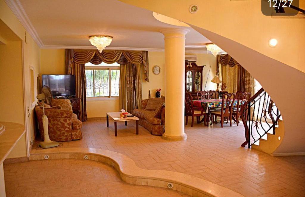 With Private Pool Vilă *