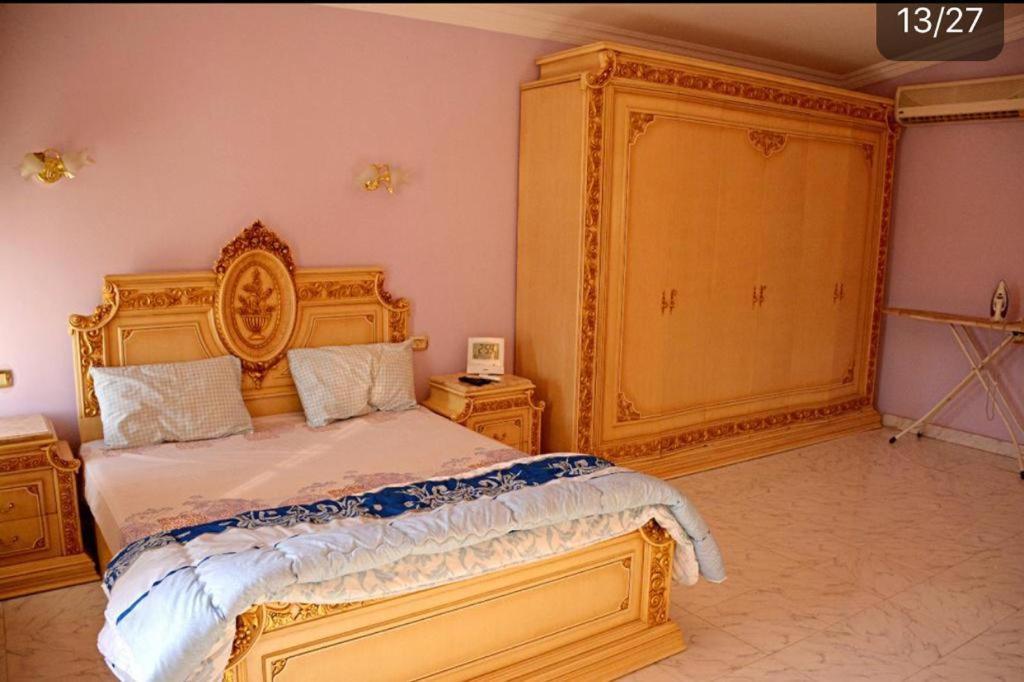 With Private Pool Vilă *